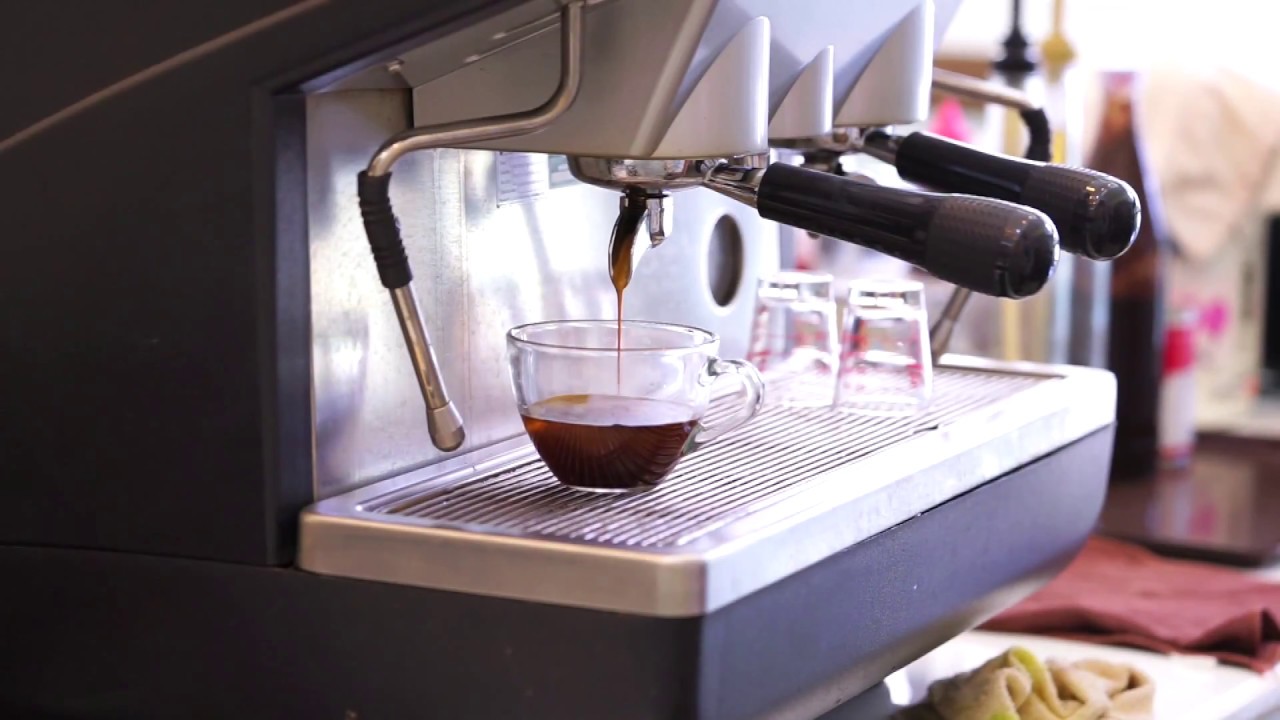 How to make Black coffee (Americano)