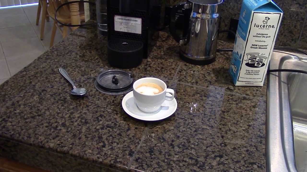 How To Make An Easy Traditional Macchiato