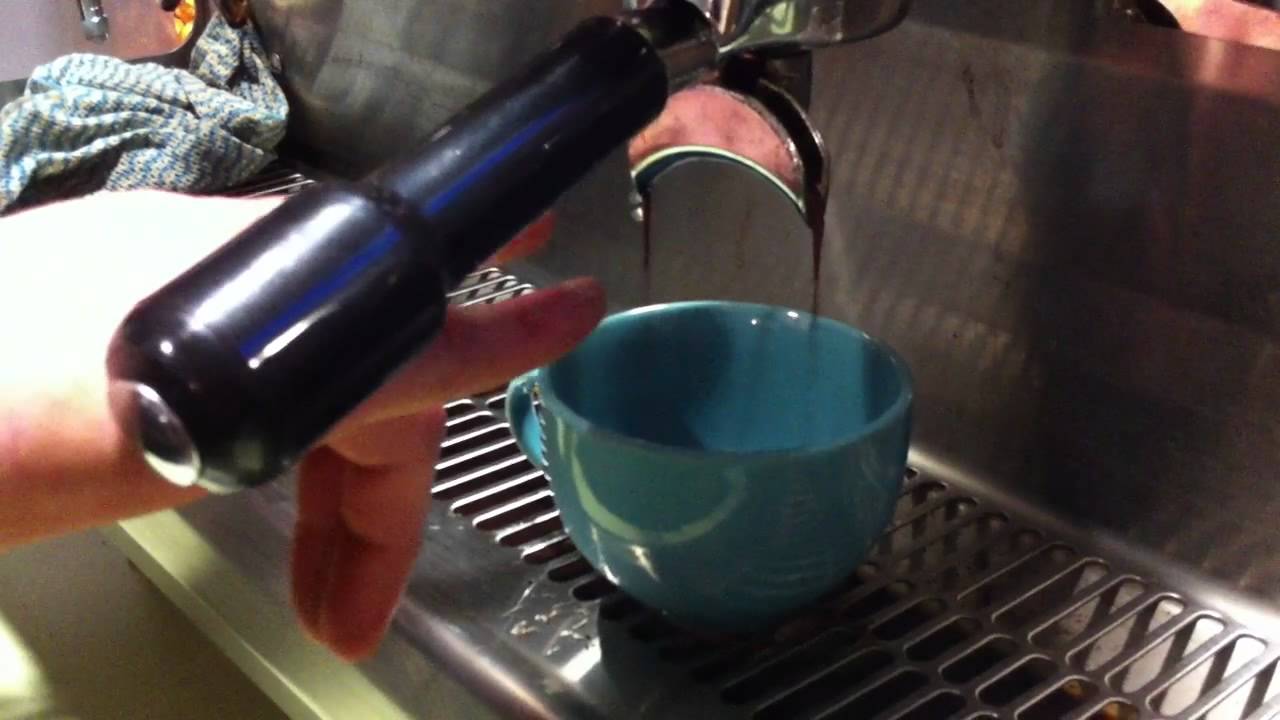 How to: Single Rosetta, Double Ristretto latte art