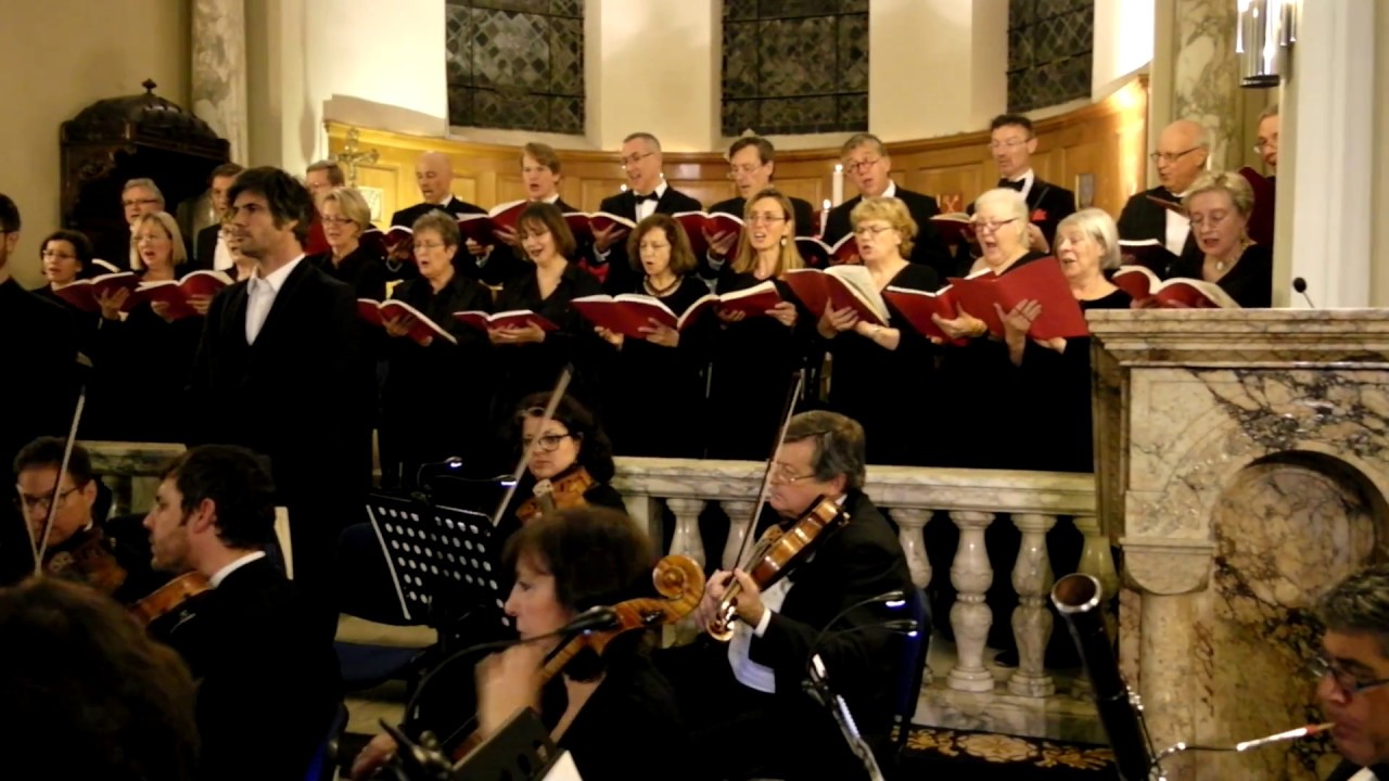 Ristretto sings "Hallelujah Chorus" – Messiah – GF Handel