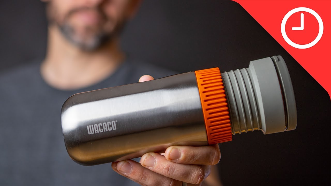 Wacaco Pipamoka Review: Making a cup of vacuum-brewed coffee on the go