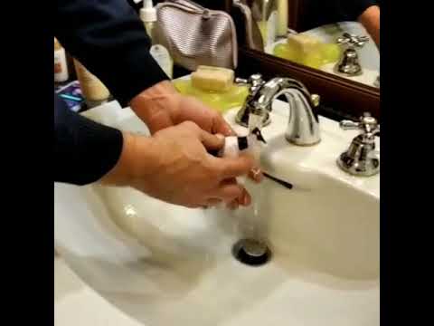 Come laversi le mani con la mucchina  (video divertente 👑 virus 😂😂)