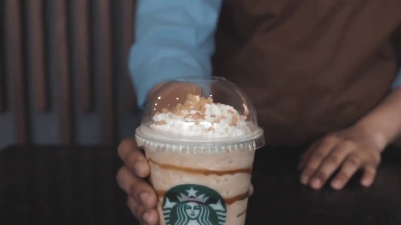 STARBUCKS CHEESECAKE FRAPPUCCINO B ROLL  /It's the fastest way to pay, track