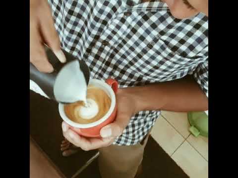 Making A Cappuccino Using Machine – coffeeshop tour