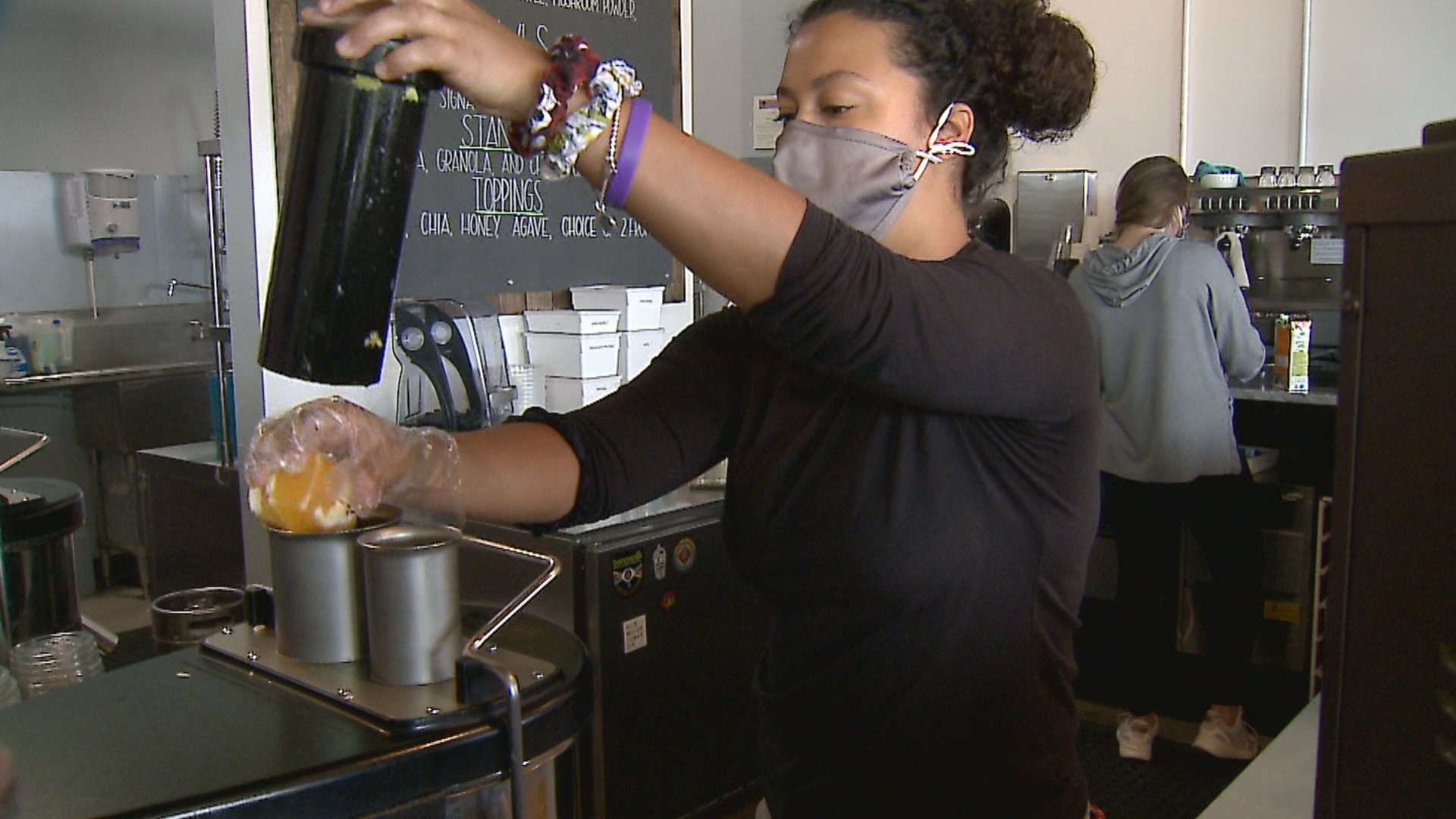 ‘Gr8 Comeback’: Root2Rise Coffee Bar & Juicery – WISH-TV | Indianapolis News | Indian…