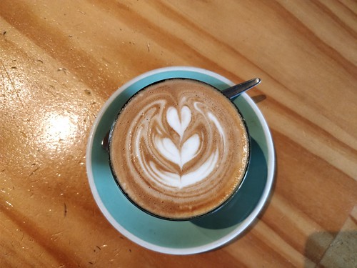 Caffe latte – Mr Brightside, Caulfield South