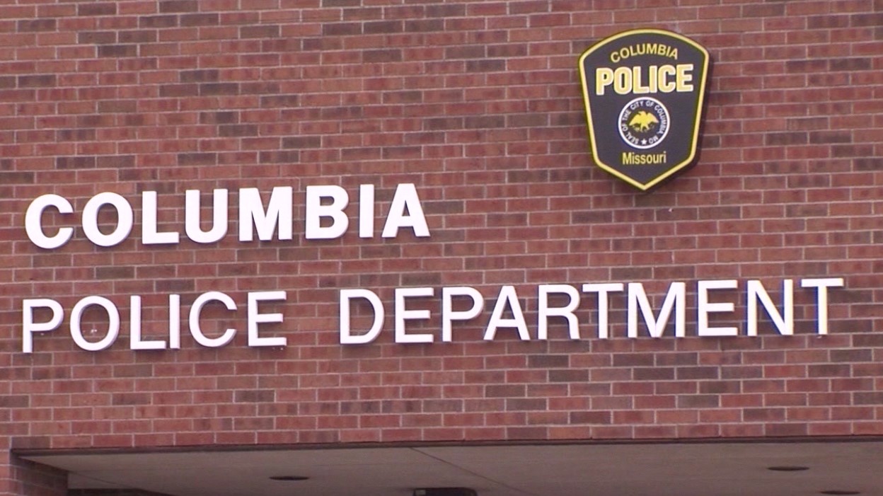 Person impersonates Columbia police officer to scam coffee shop