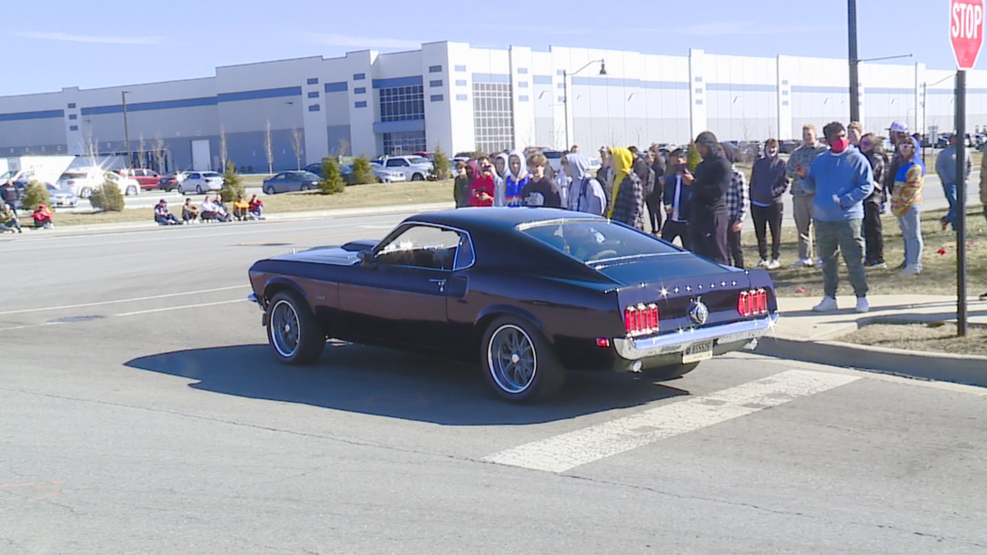 ‘Cars and Coffee’ draws crowd in Brownsburg – WISH-TV | Indianapolis News | Indiana W…
