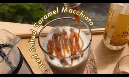 Iced Salted Caramel Macchiato | coffee series ☕