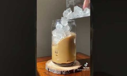 Making iced coffee with instant coffee |