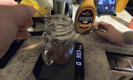 How to make a Starbucks Iced Caramel Macchiato on a Breville Barista Express