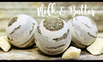 Milk and Butter Bath Bomb DIY!  Moisturizing with Butter Chunks!