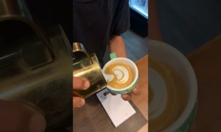Latte art basic – cafe latte