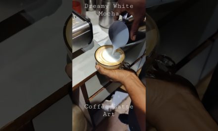 Dreamy White Mocha Coffee Latte Art #shorts #ytshorts #youtubeshorts