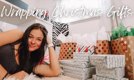 Wrapping Christmas Gifts | Vlogmas Day 23