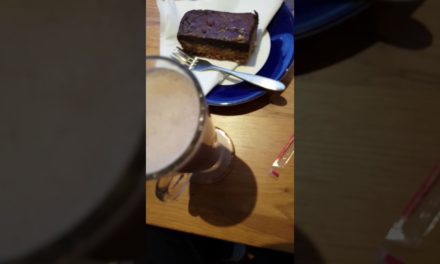 This is my salted caramel brownie flapjack  Mocha Coffee Injoy the video guys.