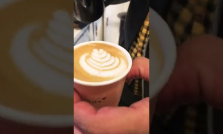 Piccolo coffee | tulip 💐 latte art | shot of espresso ☕️ | coffee vlog