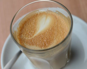 Strong caffe latte AUD3.80 – Georgie Porgie, Bentleigh