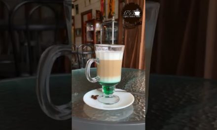 Como se prepara un Cafe Latte con jarabe de menta 🤤#cafe1743 #cafetería #café