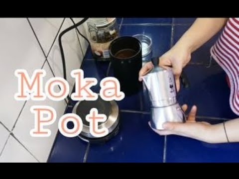 Making my Coffee using Moka Pot
