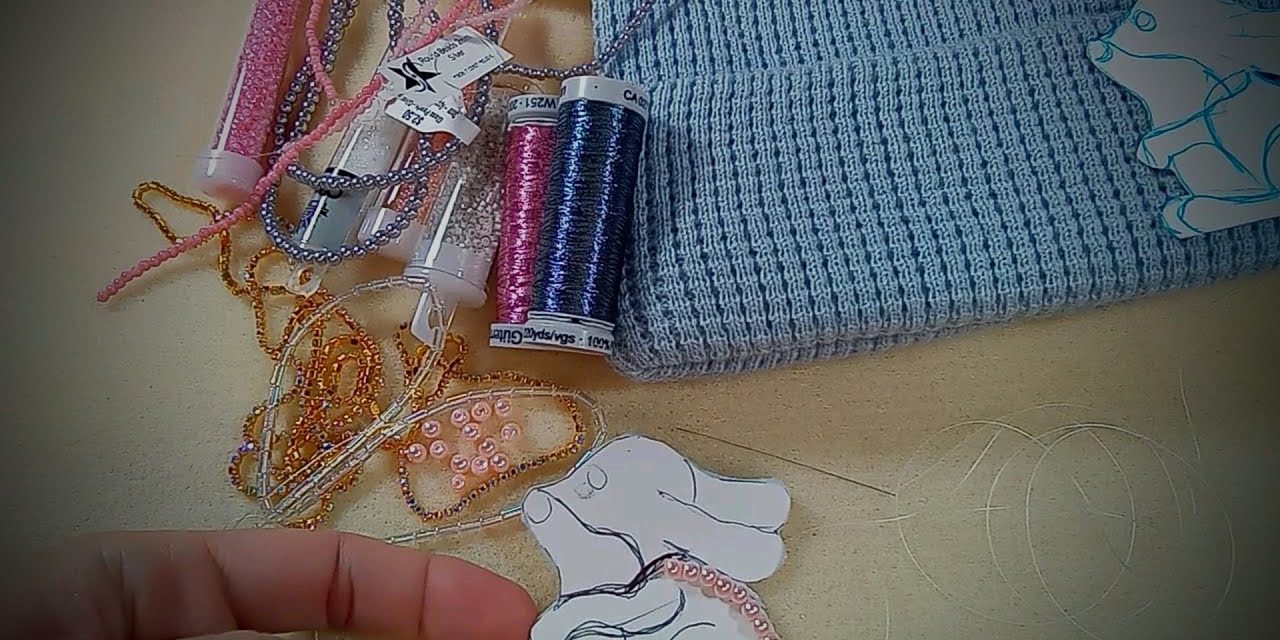 Bead Embroidery Bunny Pin 🐰 Beginning